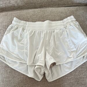 Lululemon Athletica White Athletic Shorts Lightweight Moisture-Wicking